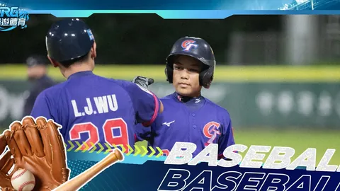 馬奎爾稱讚霍伊倫成長神速，左中衛位置合我心意