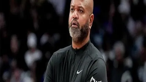 [NBA]巅峰对决 凯尔特人主场制胜